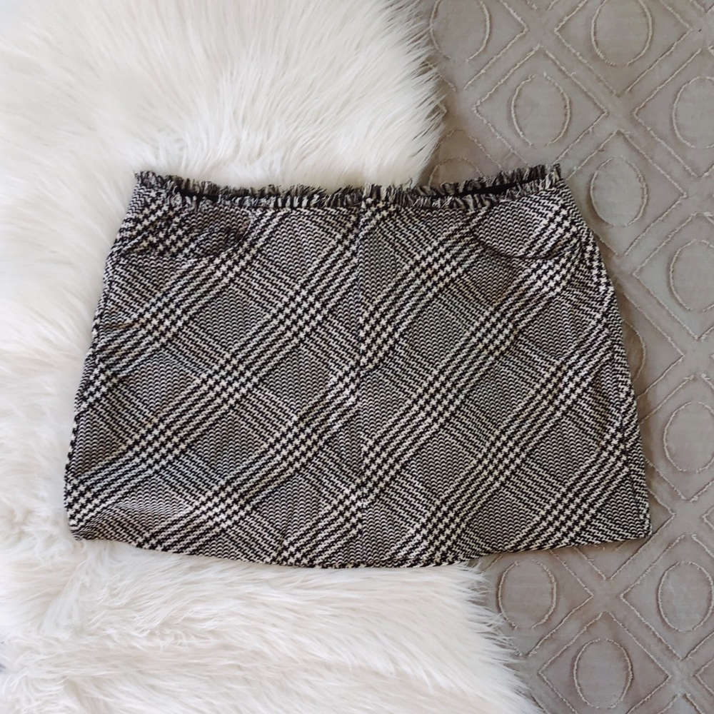 Houndstooth Mini Skirt